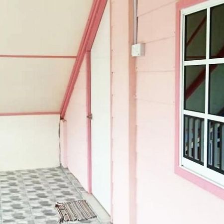 Dongorit Cabin Deluxe Room Kampong Kundassan Zewnętrze zdjęcie